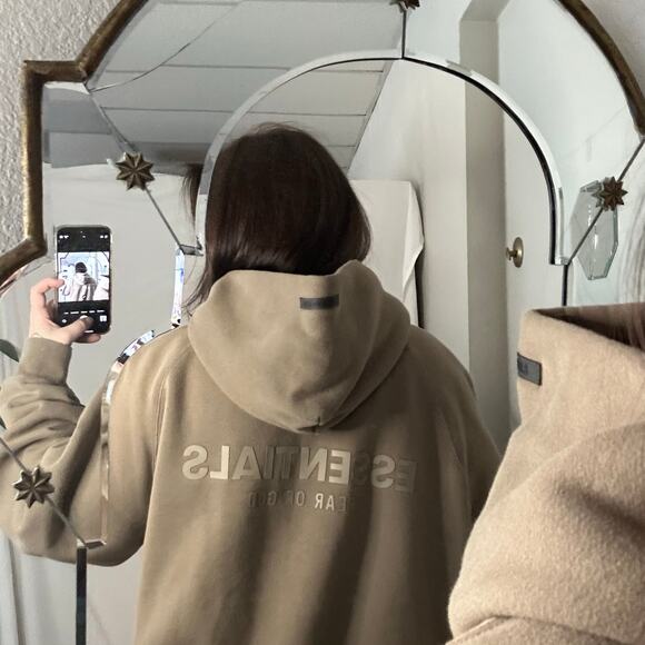 Essentials Fear of God Classic Pullover Hoodie Brown Size Large - Picture 2 of 5